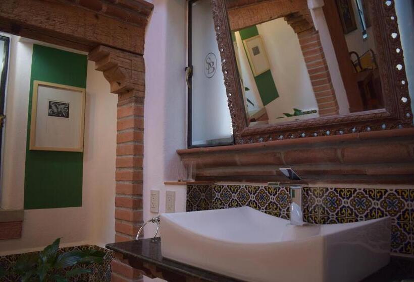 اتاق استاندارد, Sanbernabé Tres