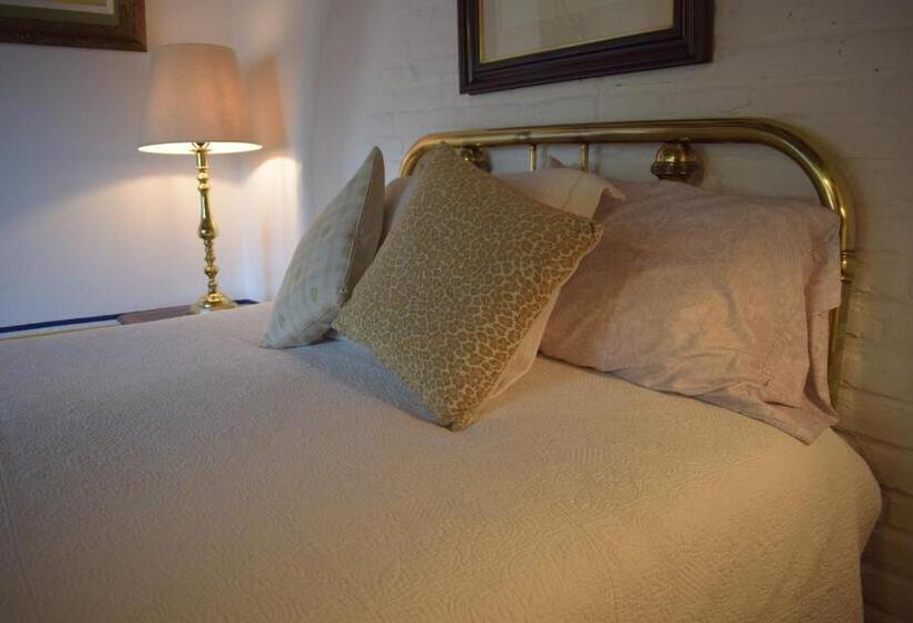 اتاق استاندارد, Sanbernabé Tres