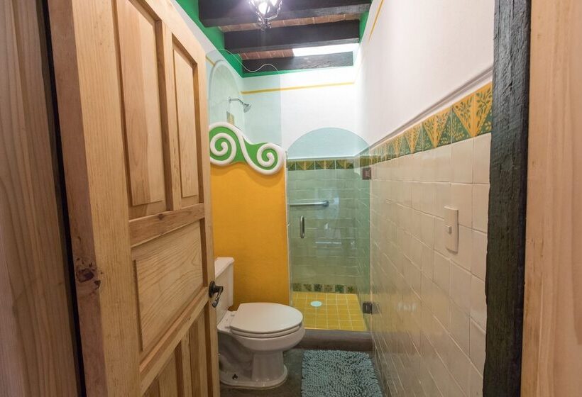 اتاق استاندارد, Sanbernabé Tres