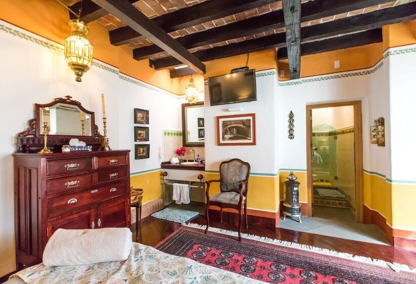 اتاق استاندارد, Sanbernabé Tres