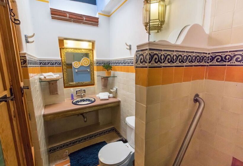 اتاق استاندارد, Sanbernabé Tres