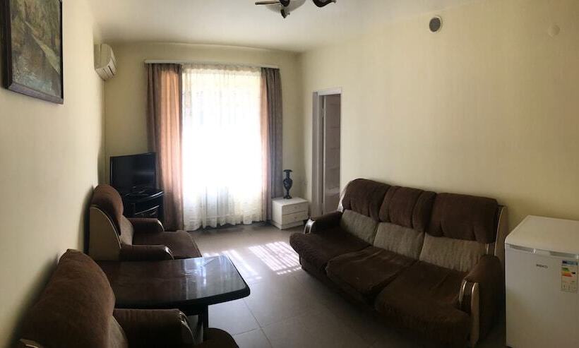 디럭스 룸, Best Hostel Republic Square