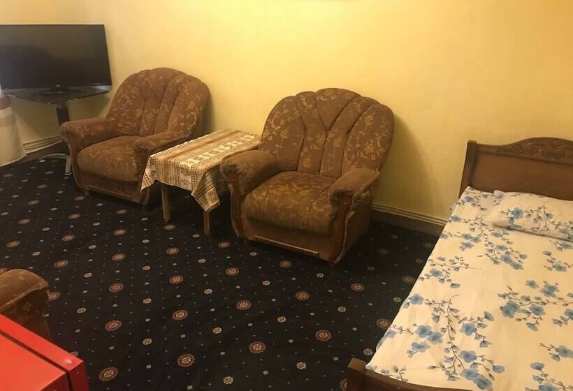 디럭스 룸, Best Hostel Republic Square