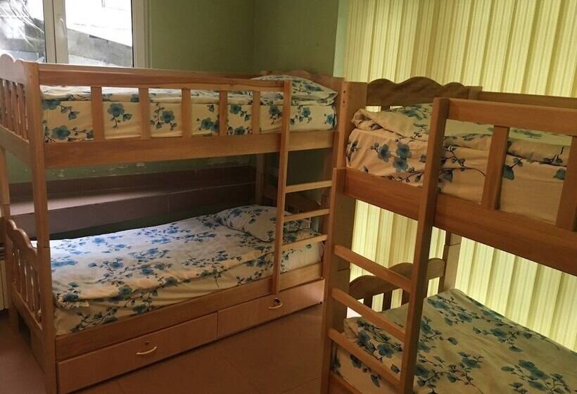 공동 객실, Best Hostel Republic Square