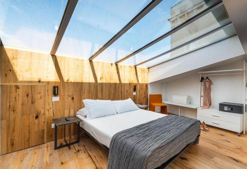 Пентхаус Люкс, Re Dionisio Luxury Suites