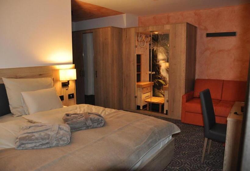 Полулюкс, Residence Rosa