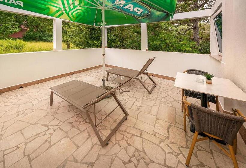 חדר סטנדרט עם טרסה, Bed & Breakfast Villa Terezija