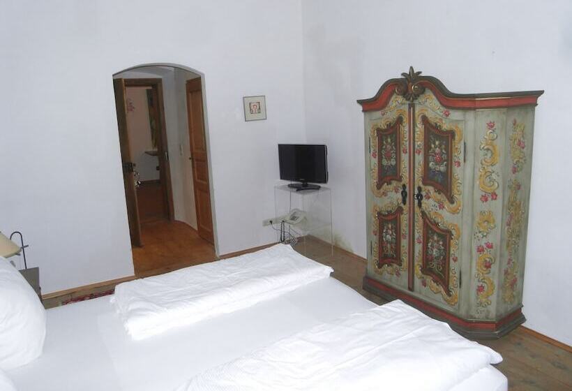 スタンダードルーム, Posthotel Sachrang