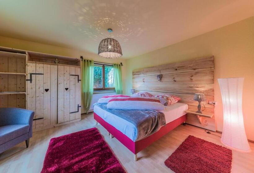 آپارتمان 2 خوابه, Alte Schreinerei Auberge Harlekin