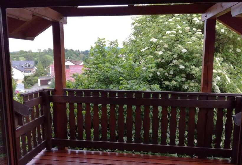 اتاق استاندارد چهارنفره با بالکن, Alte Schreinerei Auberge Harlekin