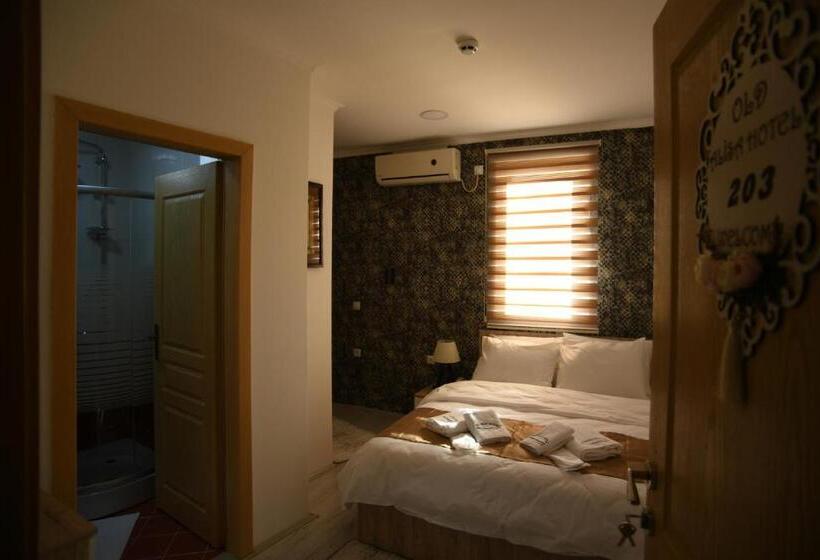 اتاق استاندارد, Old Alisa