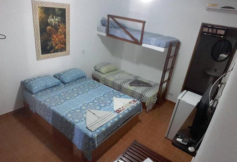 4인용 스탠다드 룸, Pousada Na Praia Ubatuba