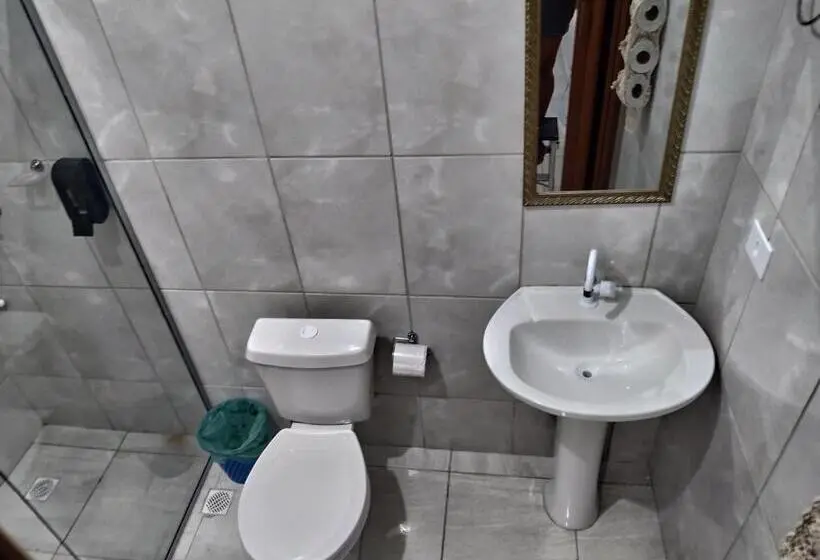 اتاق استاندارد, Pousada Na Praia Ubatuba