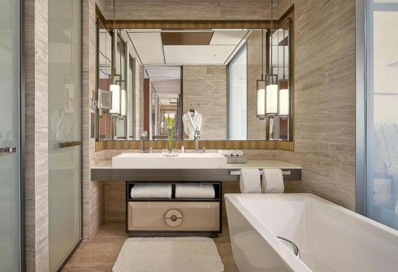 Номер Deluxe Вид на Город, Raffles Shenzhen