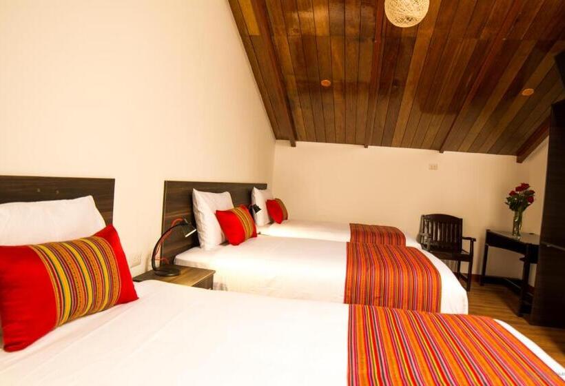 חדר סופריור לשלושה, San Pedro Plaza