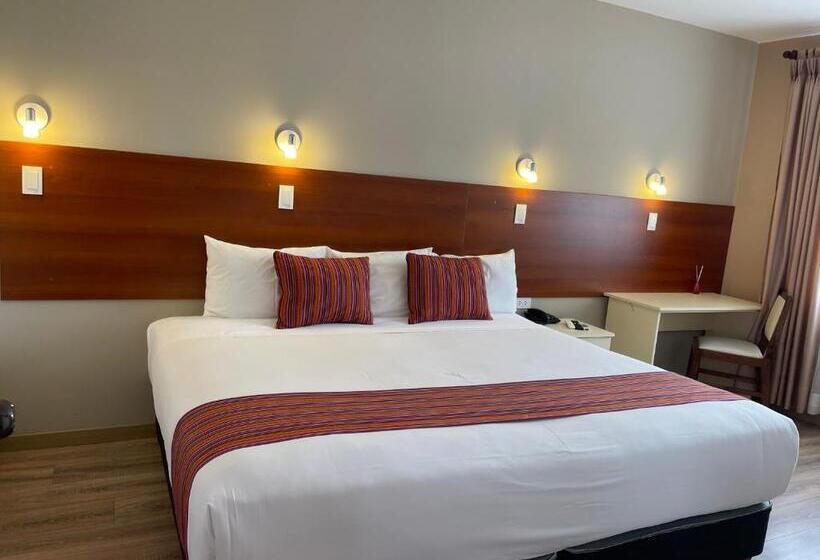 חדר סופריור, San Pedro Plaza