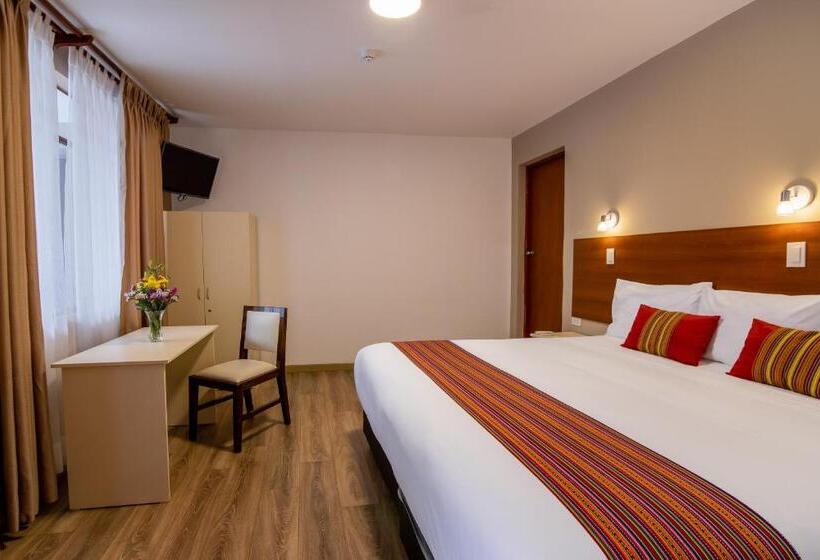 חדר סופריור, San Pedro Plaza