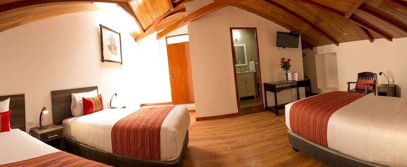 חדר סופריור לשלושה, San Pedro Plaza