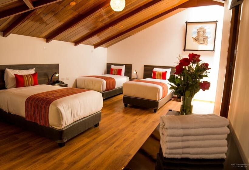 חדר סופריור לשלושה, San Pedro Plaza