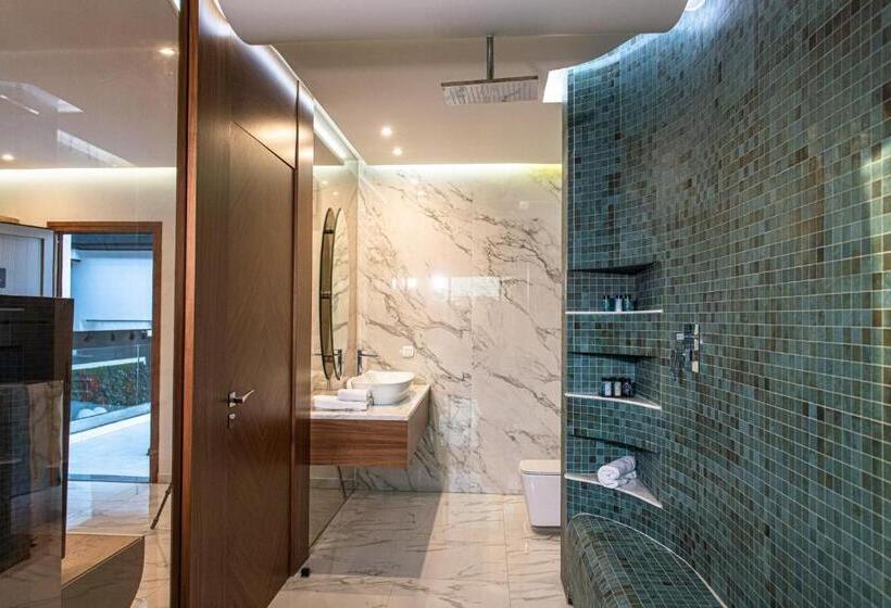 Полулюкс, Sunway