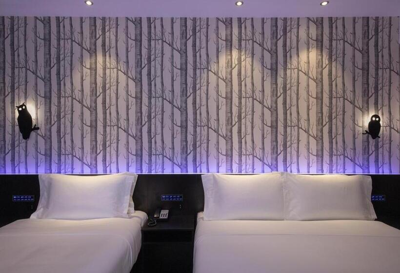 اتاق لوکس خانوادگی, Orange Hotel Select