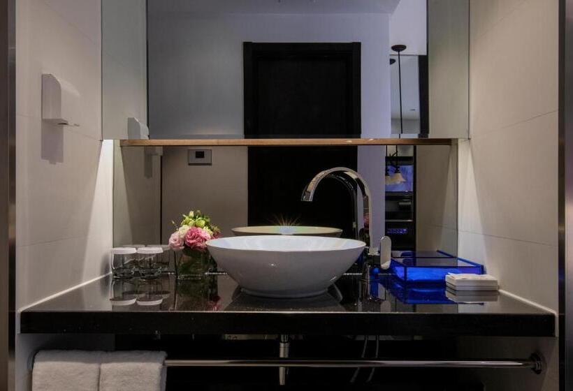 اتاق لوکس, Orange Hotel Select