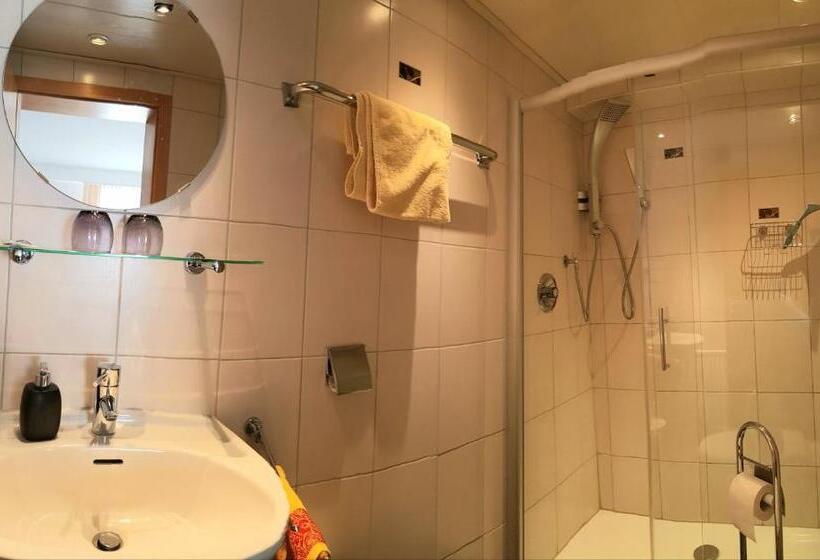 Апартаменты 2 Спальни, Gästehaus Tepel