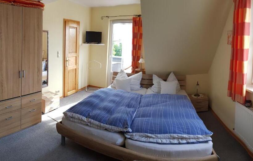 Апартаменты 2 Спальни, Gästehaus Tepel