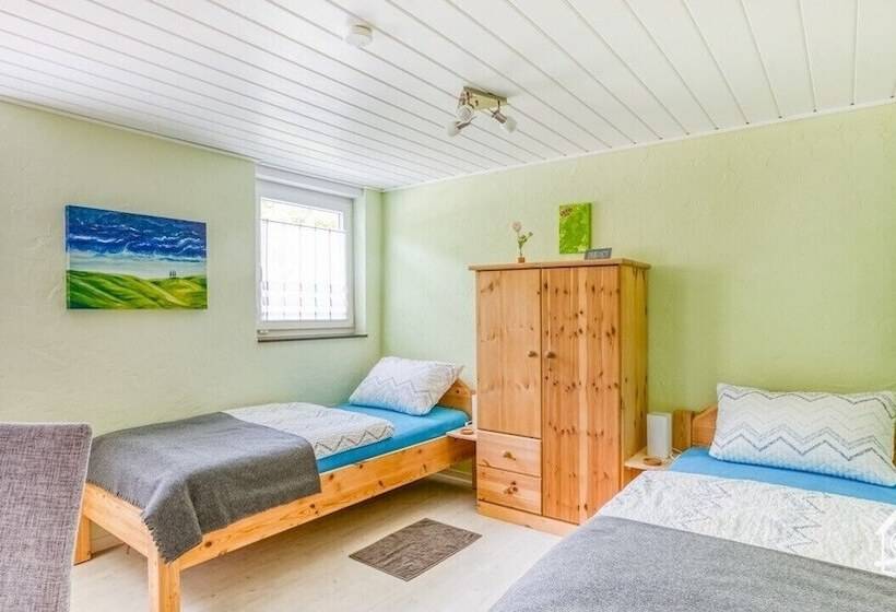 标准单人间, Pension Zum Rothaarsteig