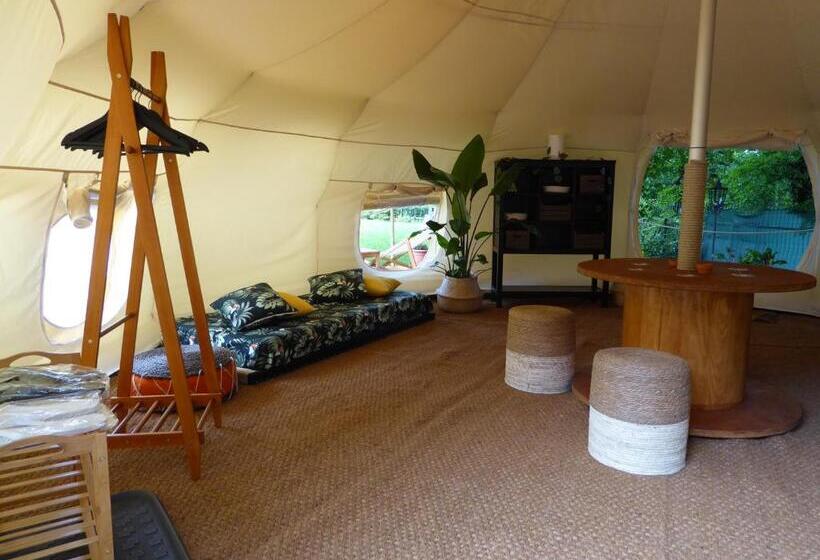 Standard Tent, Oasi Degli Dei