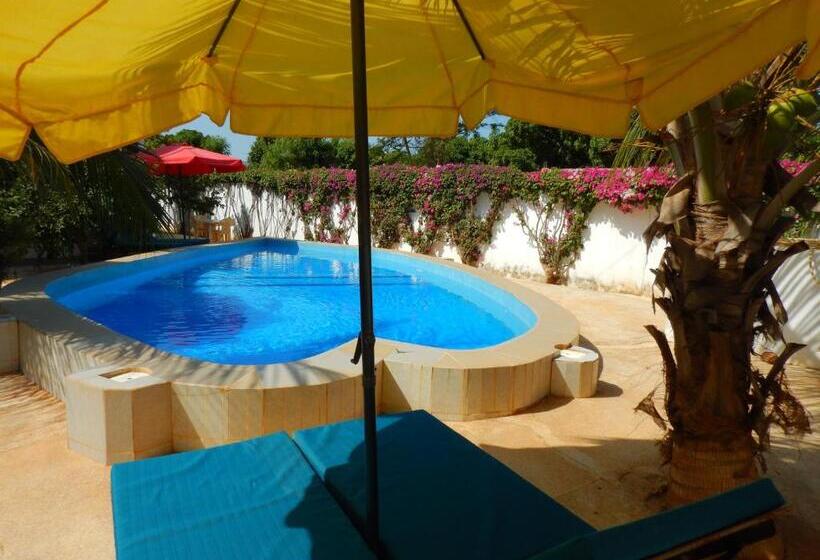 اتاق لوکس با بالکن, Residence Saint James