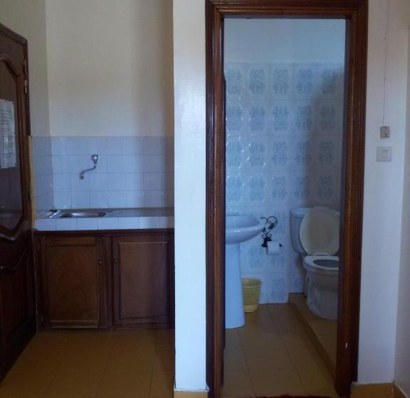 اتاق لوکس با بالکن, Residence Saint James