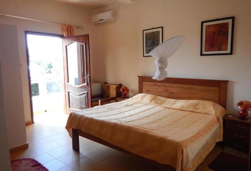 اتاق استاندارد با بالکن, Residence Saint James