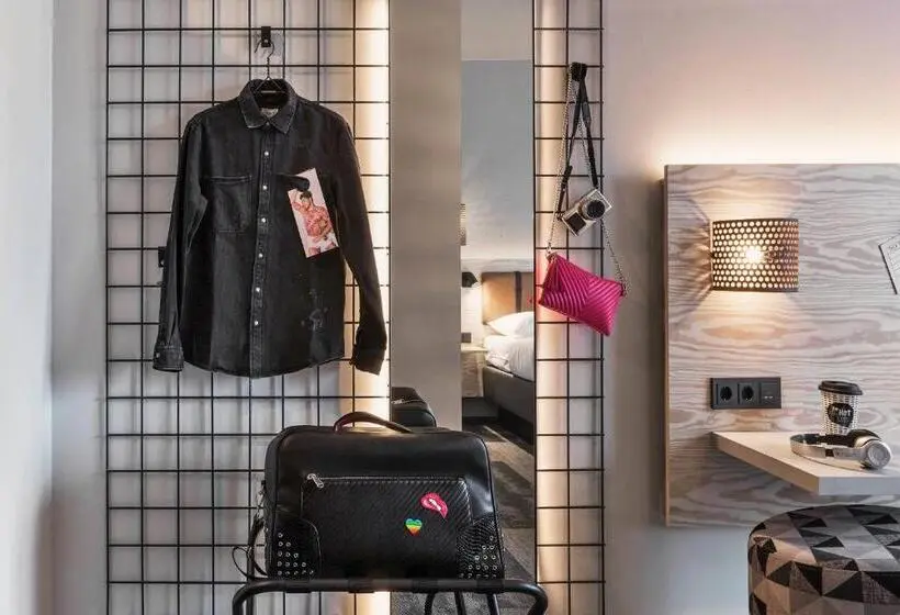 スタンダードルーム, Moxy Frankfurt Airport Kelsterbach