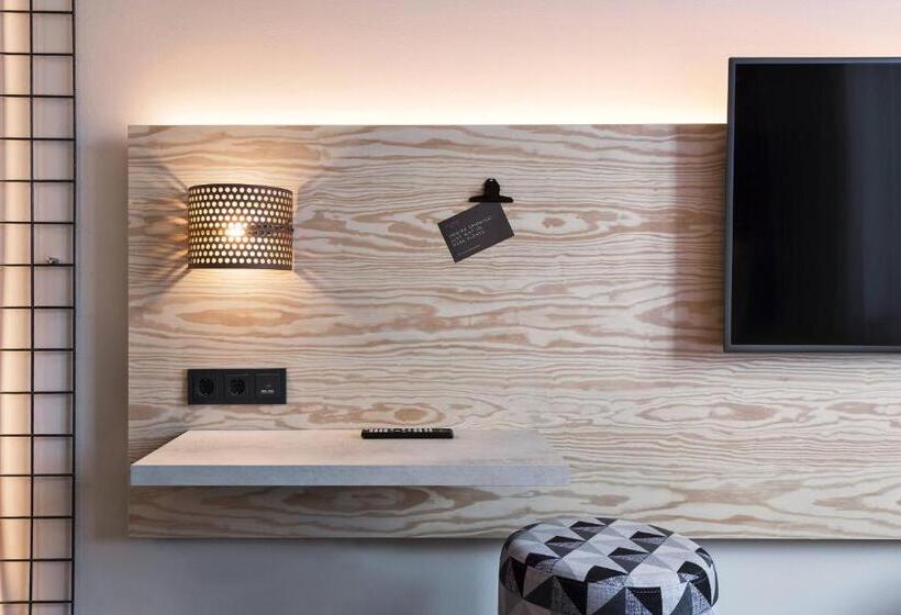 חדר סטנדרט, Moxy Frankfurt Airport Kelsterbach