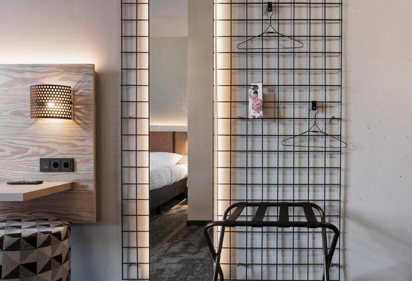 اتاق استاندارد, Moxy Frankfurt Airport Kelsterbach