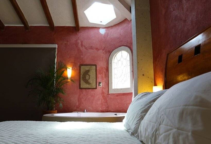 プールビュースタンダードルーム, Nequi Hotel Boutique