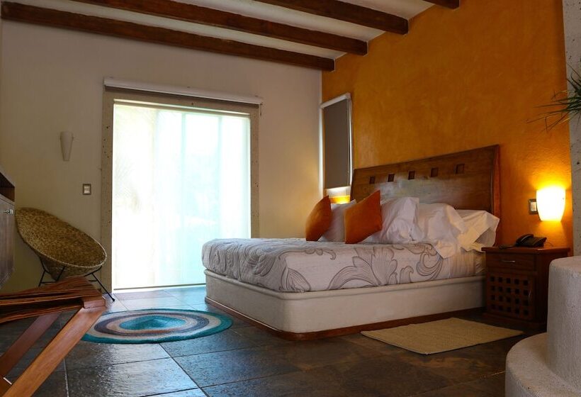 Medencére Néző Standard Szoba, Nequi Hotel Boutique