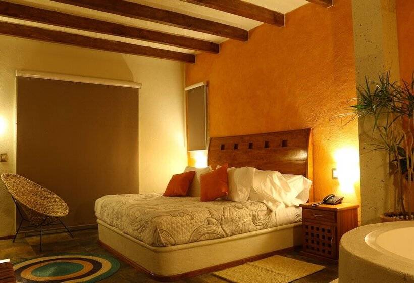 プールビュースタンダードルーム, Nequi Hotel Boutique