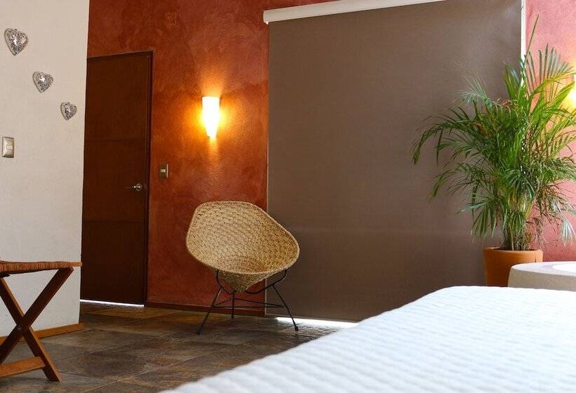 プールビュースタンダードルーム, Nequi Hotel Boutique