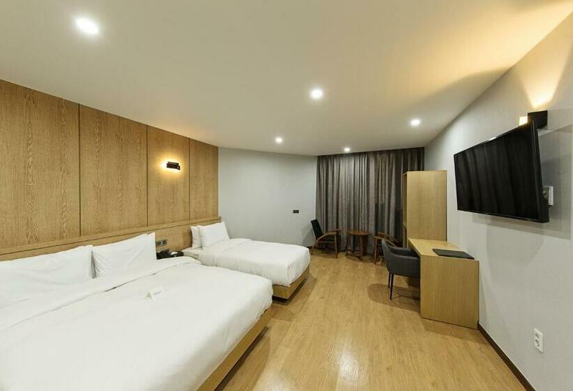 اتاق لوکس, Notte La Mia