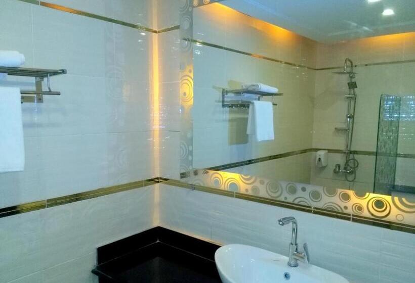 اتاق لوکس سه تخته, Panorama Ramsis Hotel & Cafe