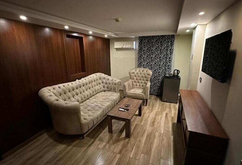 اتاق لوکس, Panorama Ramsis Hotel & Cafe