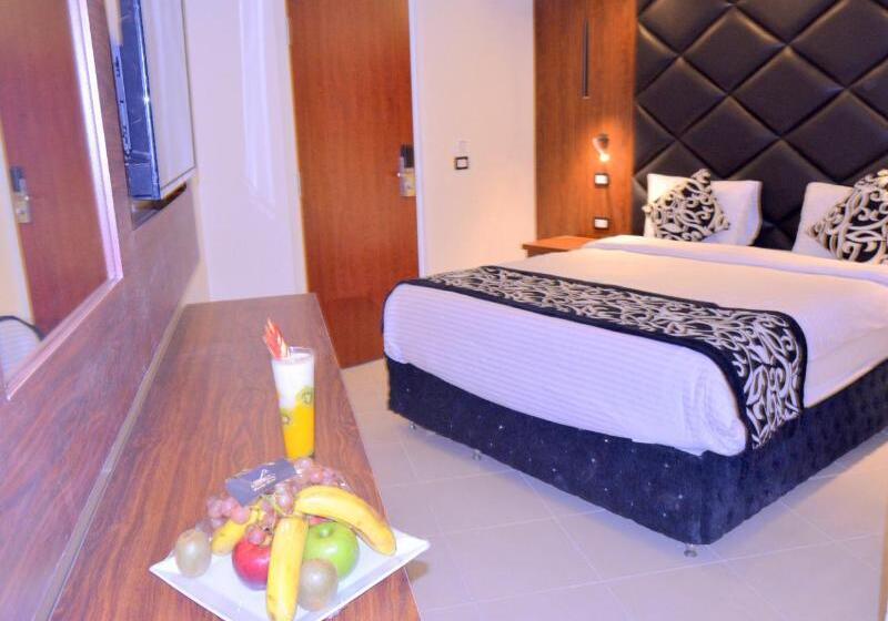 اتاق لوکس, Panorama Ramsis Hotel & Cafe