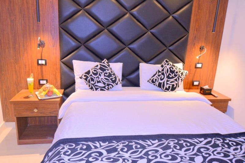 اتاق لوکس, Panorama Ramsis Hotel & Cafe