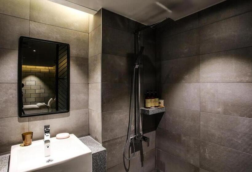 Habitació Estàndard, Mari Hotel Terminal Branch