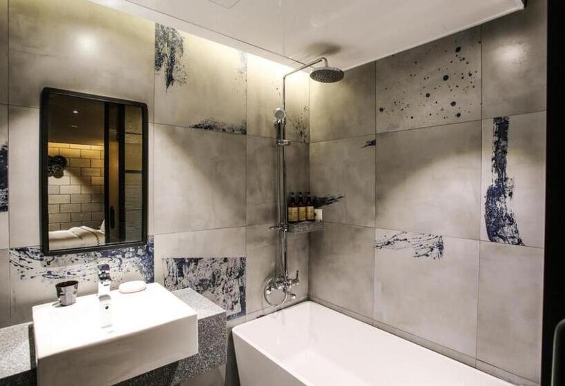 Habitació Deluxe, Mari Hotel Terminal Branch