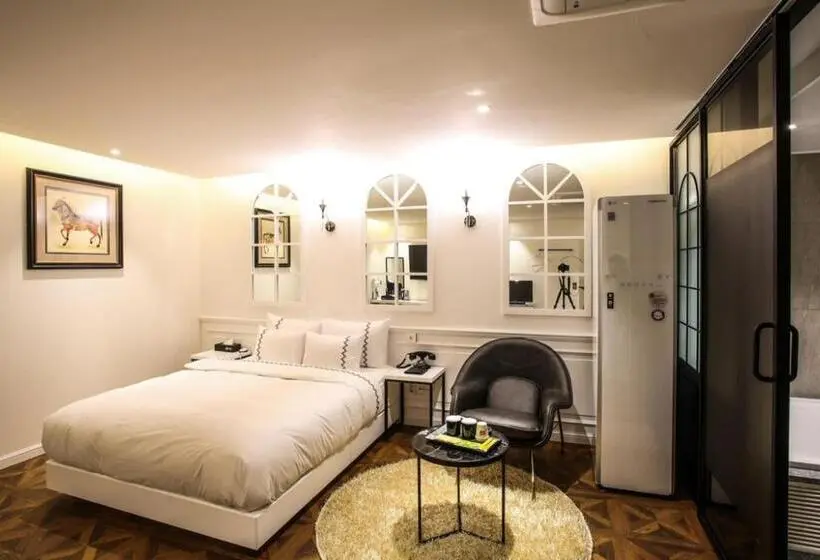 Superior-huone, Mari Hotel Terminal Branch