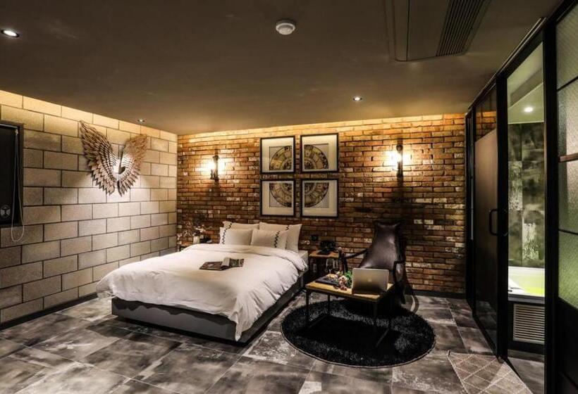 Habitació Superior, Mari Hotel Terminal Branch