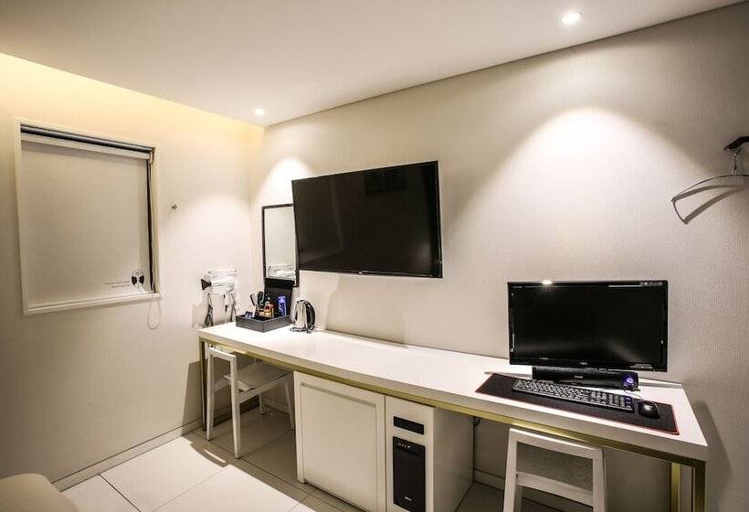 Habitació Estàndard, Mari Hotel Terminal Branch